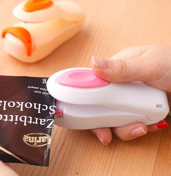 Plastic heating packet sealer